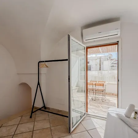 Terrazzino Seme By Rentbeat